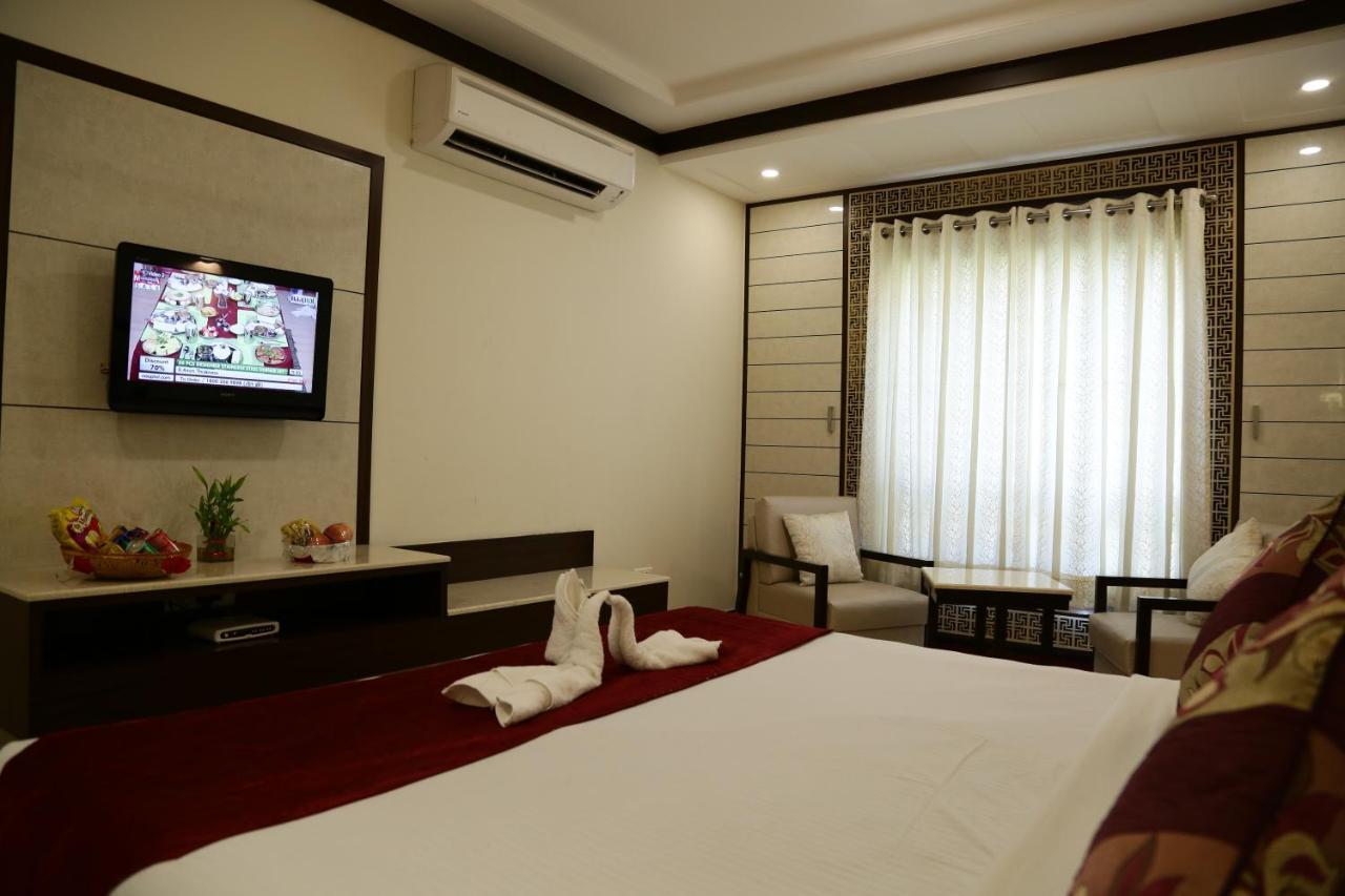 Hotel Bhoomi Residency 3*